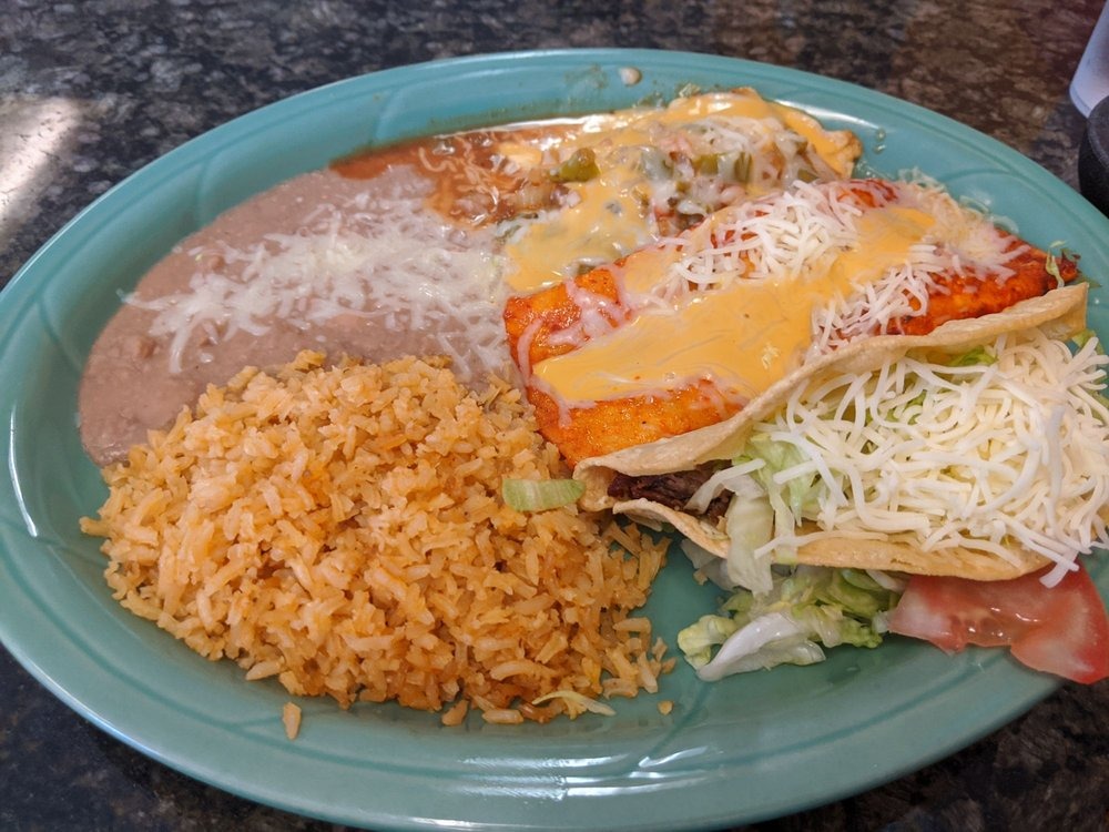 La Villa Mexican Food