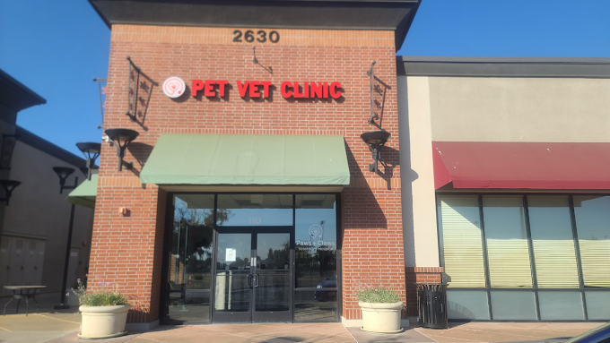 Paws and Claws Veterinary Hospital