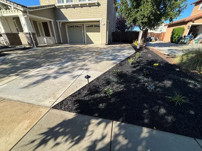 Tracy Landscape Inc