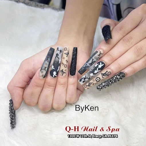 QH Nails And Spa
