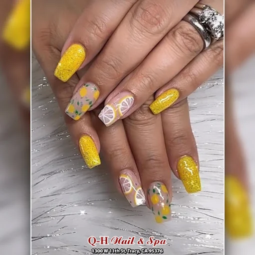 QH Nails And Spa