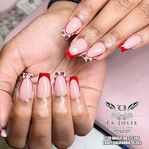 La Jolie Nails & Spa